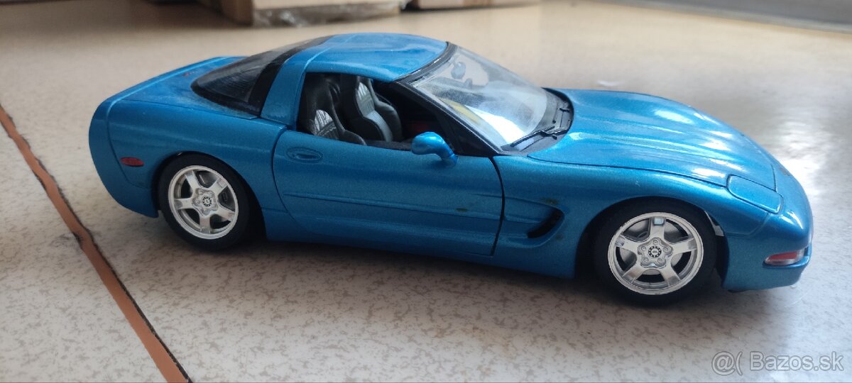 Corvette 1/18 Bburago - 7