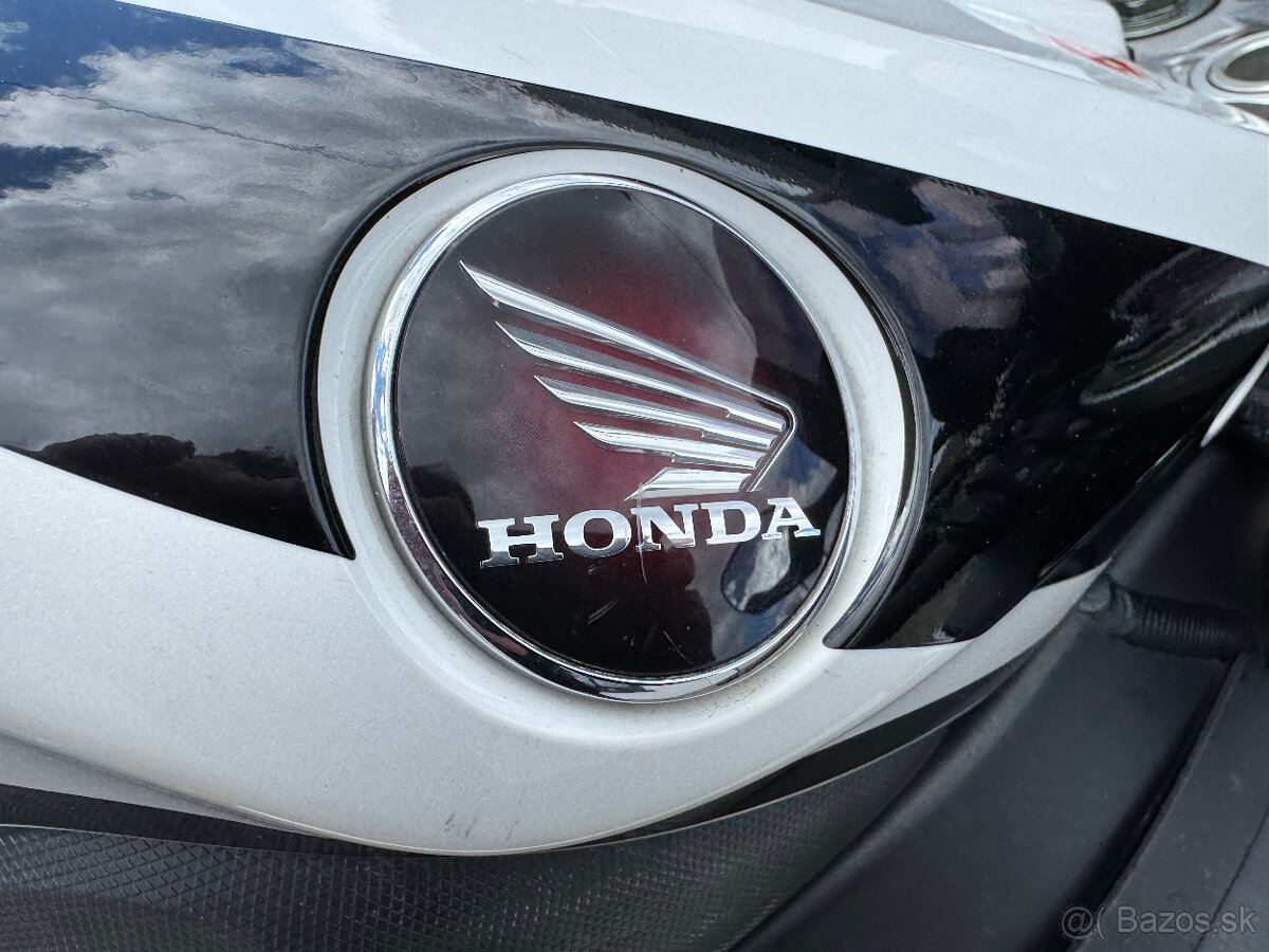 Honda CBR 1000 RR - 7