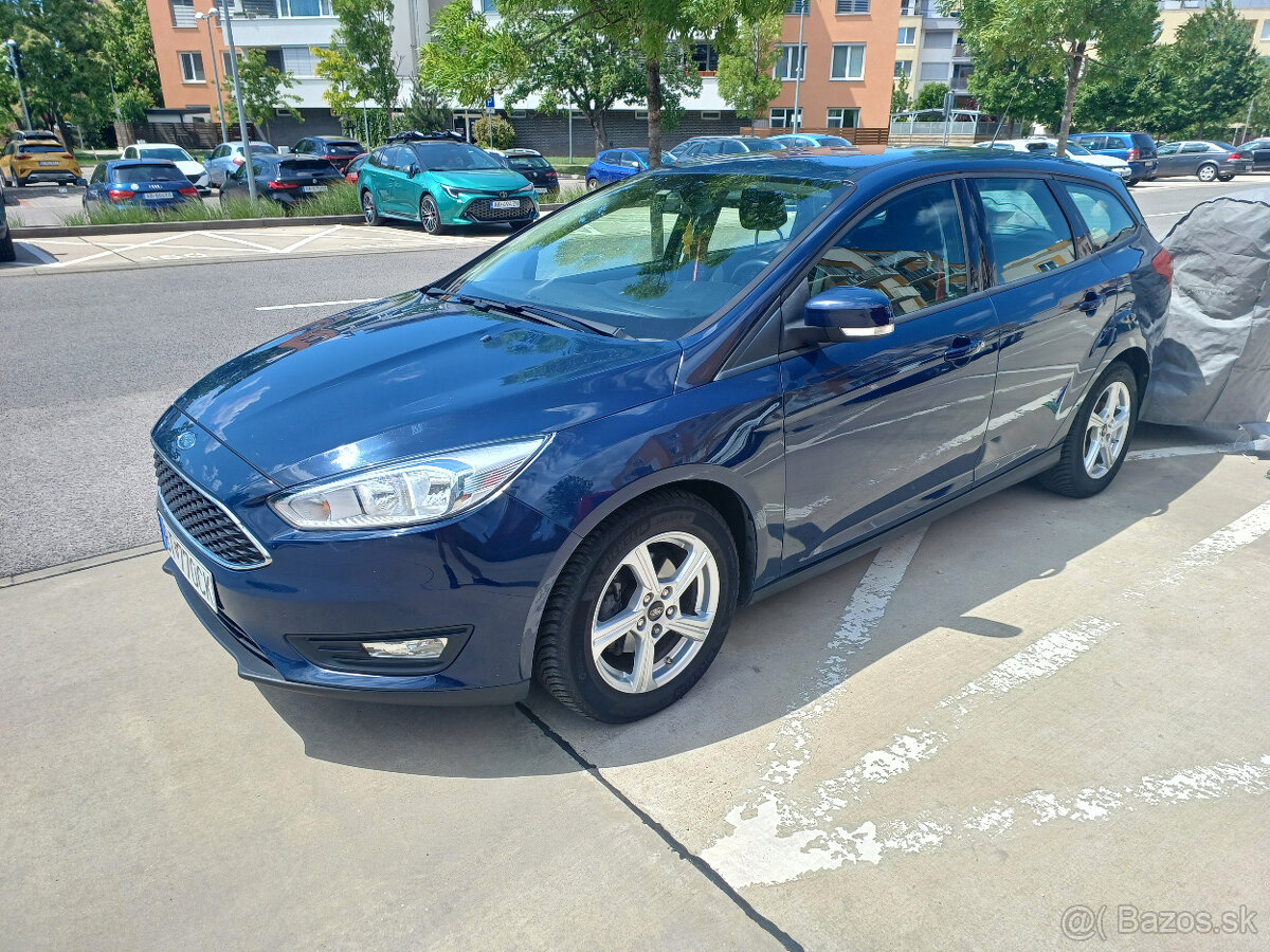 Ford Focus 1.6 benzín - 7