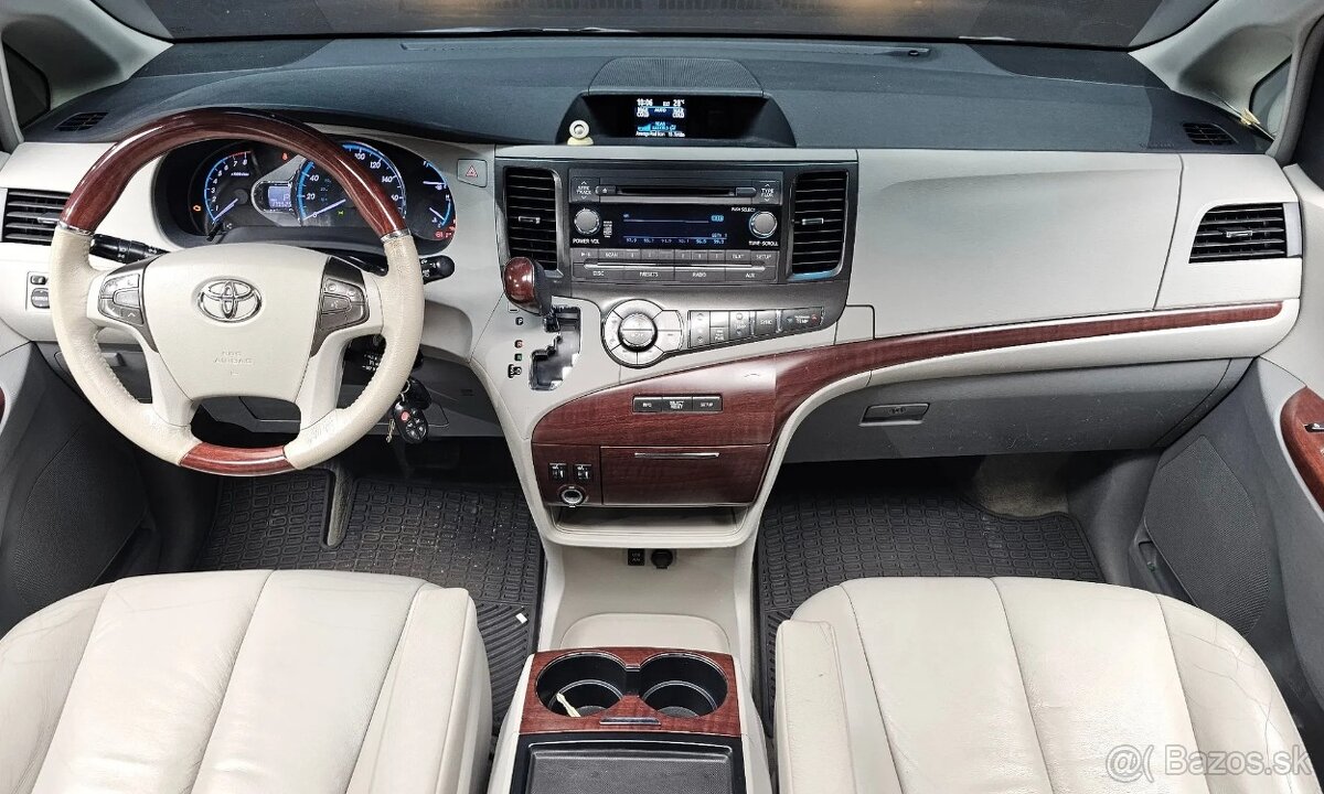 2012 TOYOTA SIENNA LIMITED - 7