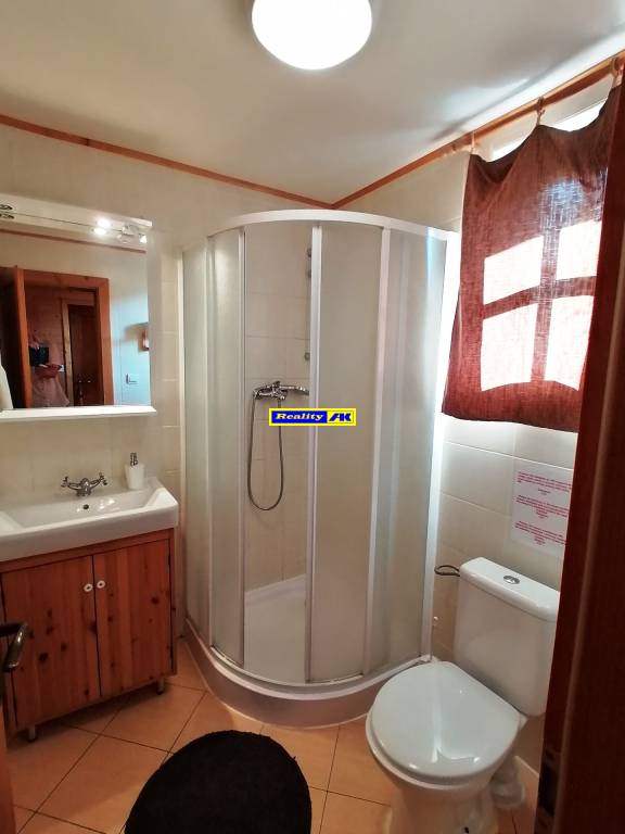 Chata - Apartmánový dom pri Liptovskej Mare s výhľadom na pr - 7