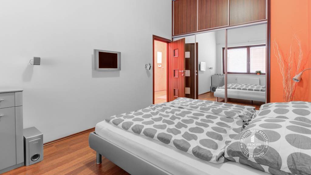 AXIS REAL | Veľký 2-izb. byt, GARÁŽ, BA Staré Mesto, Sláviči - 7