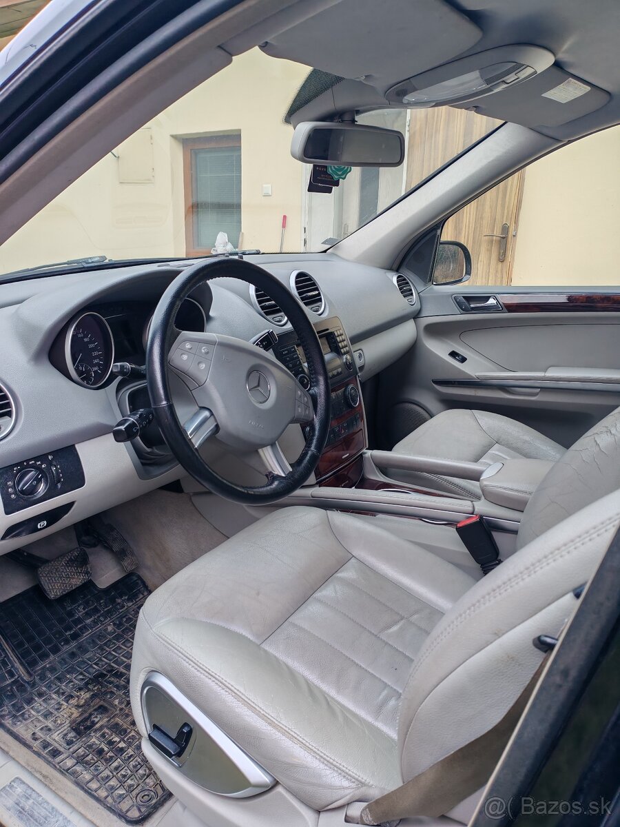 Mercedes Benz ML 280 - 7