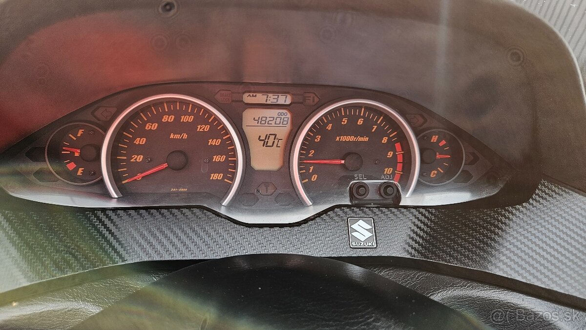 SUZUKI Burgman AN 400 - 7