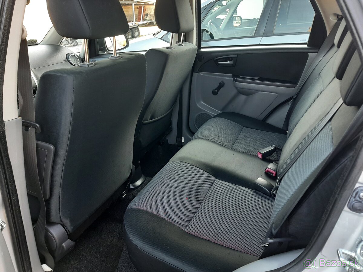 Suziki SX4 1,6b 4x4 - 7