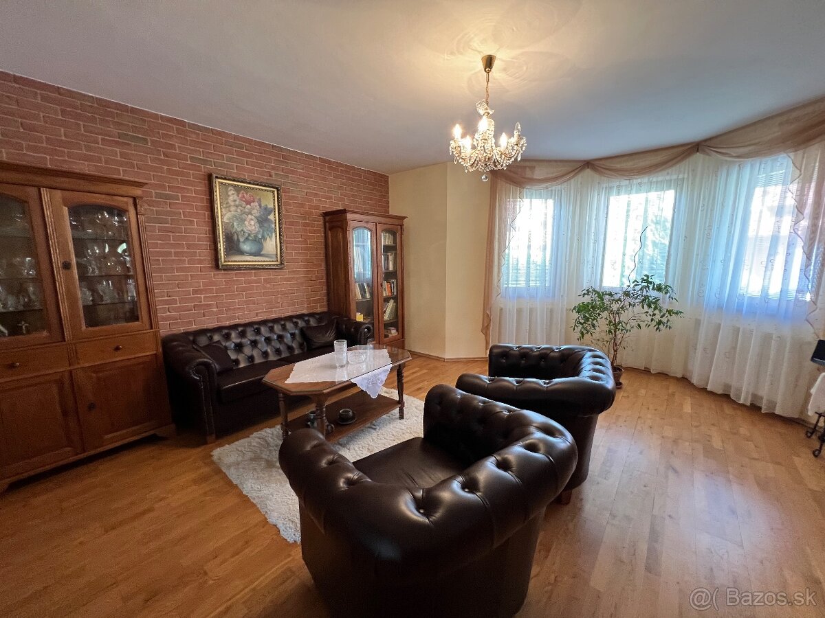 Na predaj poschodový rodinný dom, Nové Zámky - 7