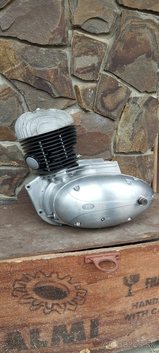 Panelka 559 motor - 7