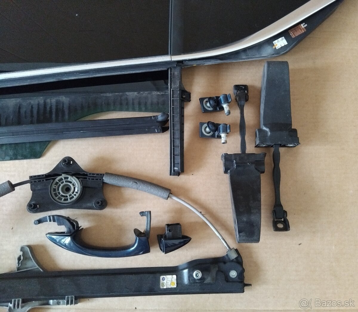 rozpredám dvere Superb 3 sedan - 7