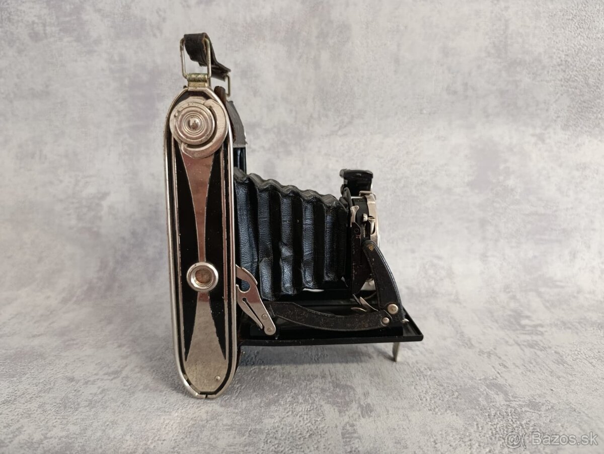 Historický měchový fotoaparát Agfa Billy Record - 7