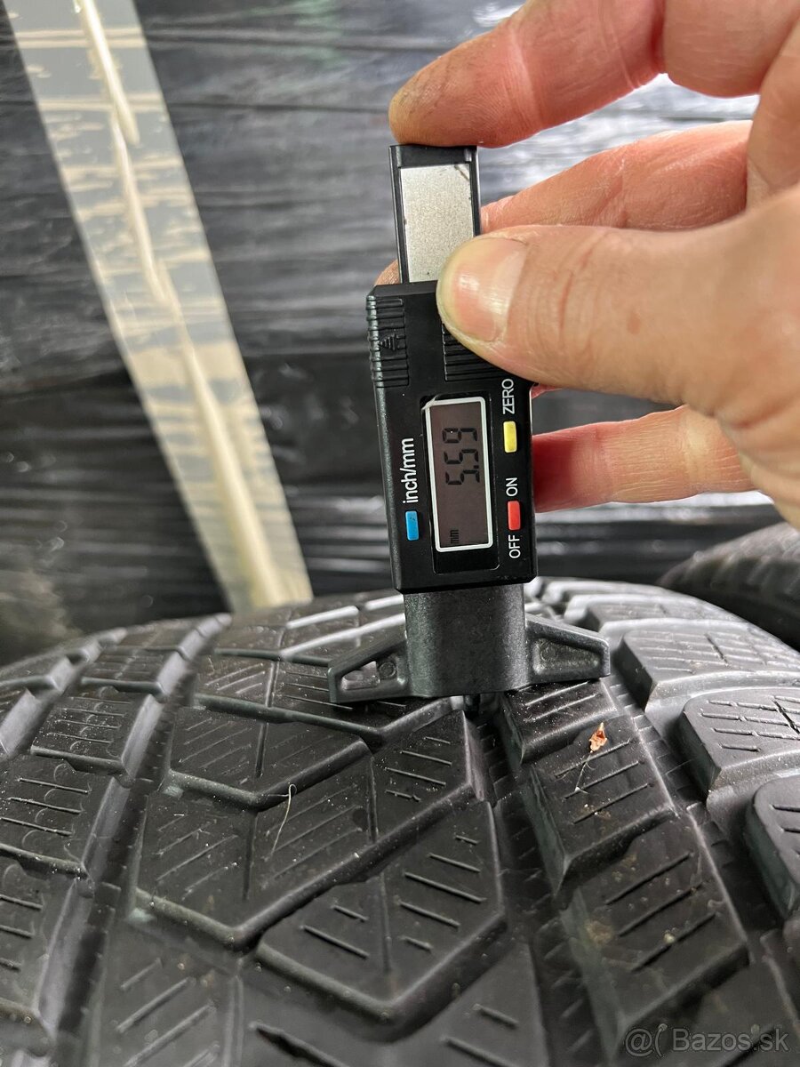 Zimné pneumatiky Pirelli 265/40R21 - 7