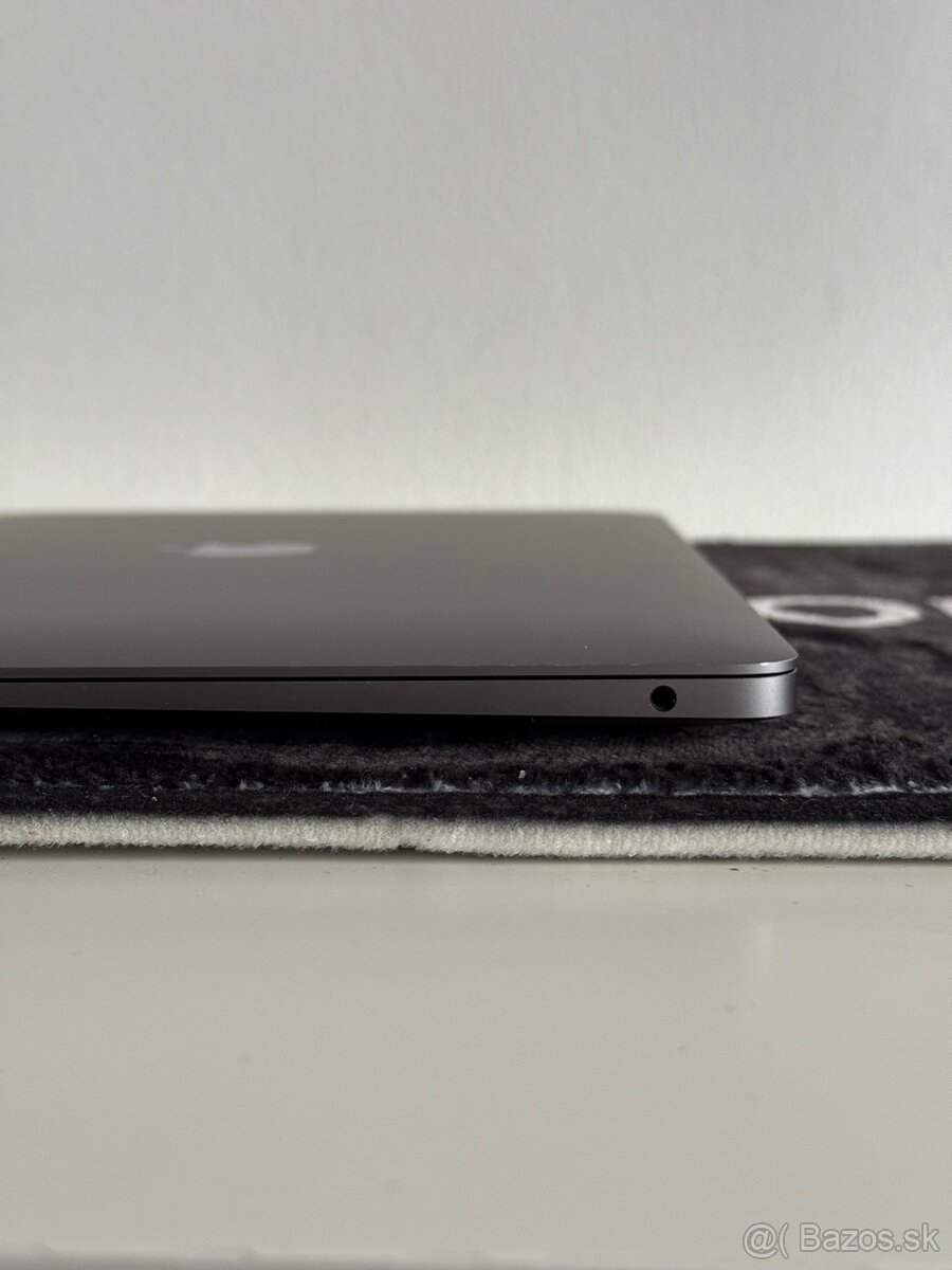 Apple MacBook Air M1 (2020) – top stav - 7