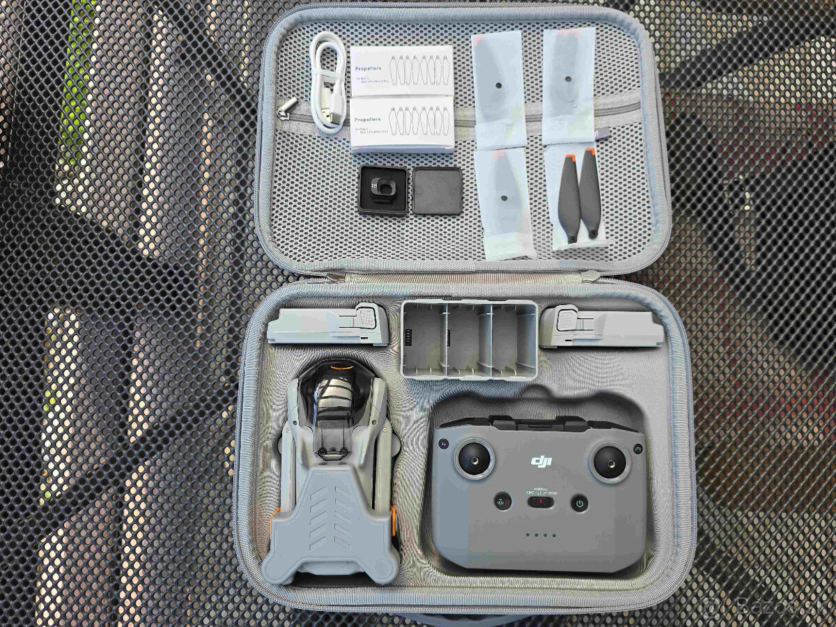 DJI Mini 3 Fly More Combo - 7