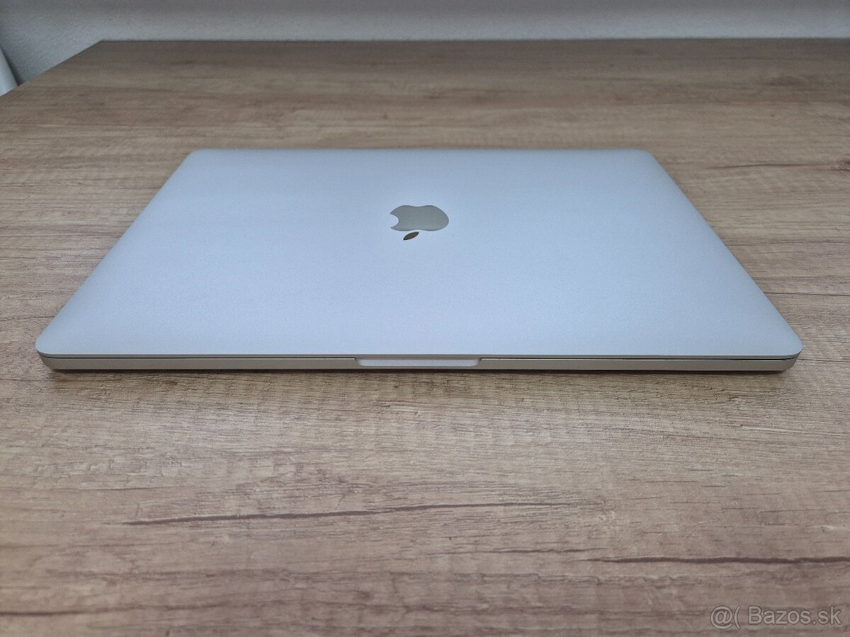 MacBook Pro (13-inch, late 2016, Two Thunderbolt 3 ports) - 7