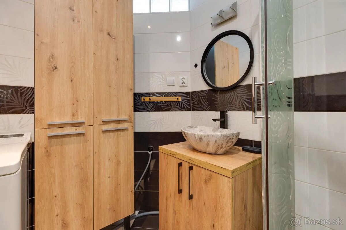 Kompletne zrekonštruovaný 2-izbový byt, 60 m² – Špačince. - 7