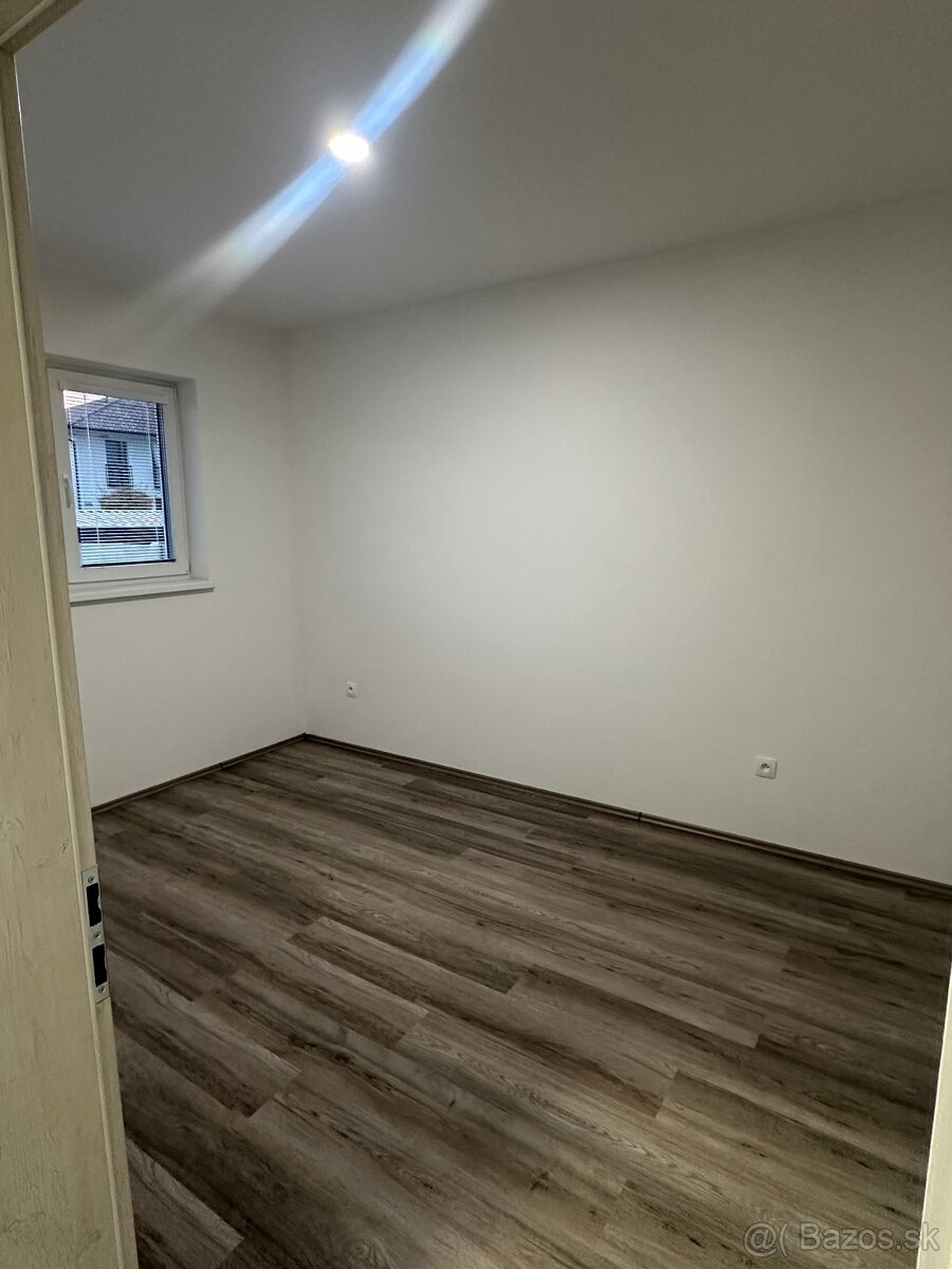 Prenájom, 3 izbový byt so záhradou, Veľké Úľany - 7