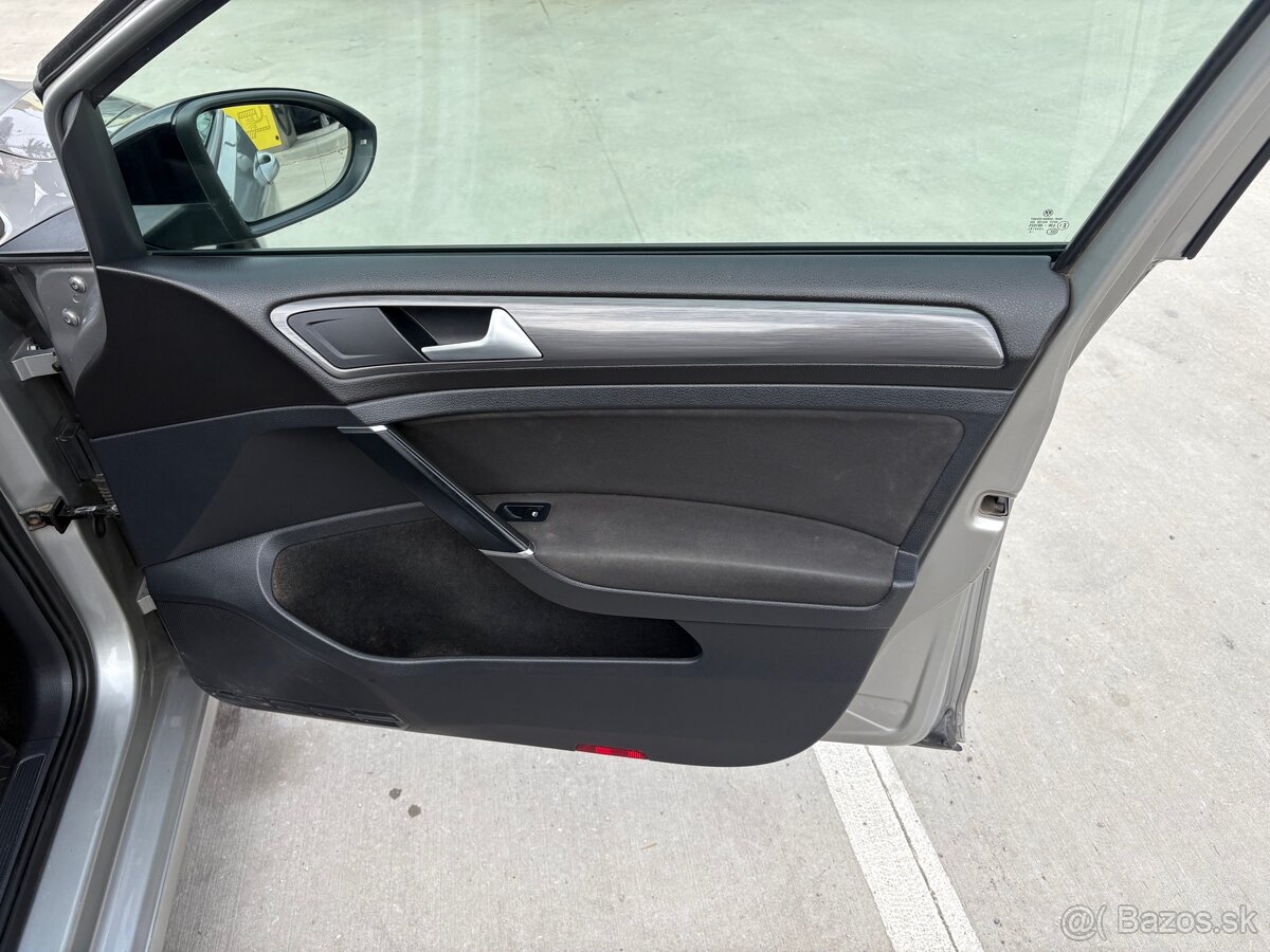 Predám volkswagen golf 1.5 TSI - 7