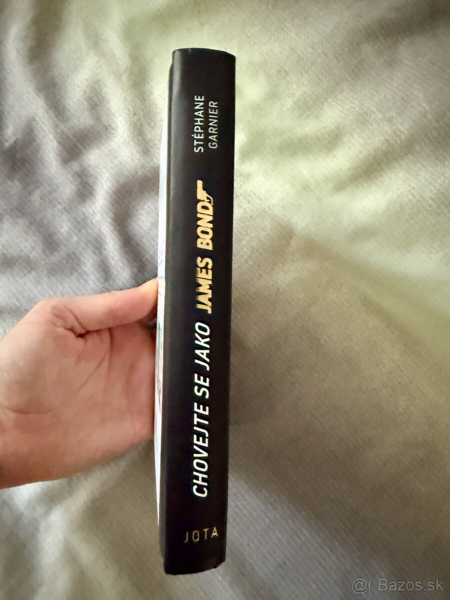 Kniha Chovejte se jako James Bond - 7