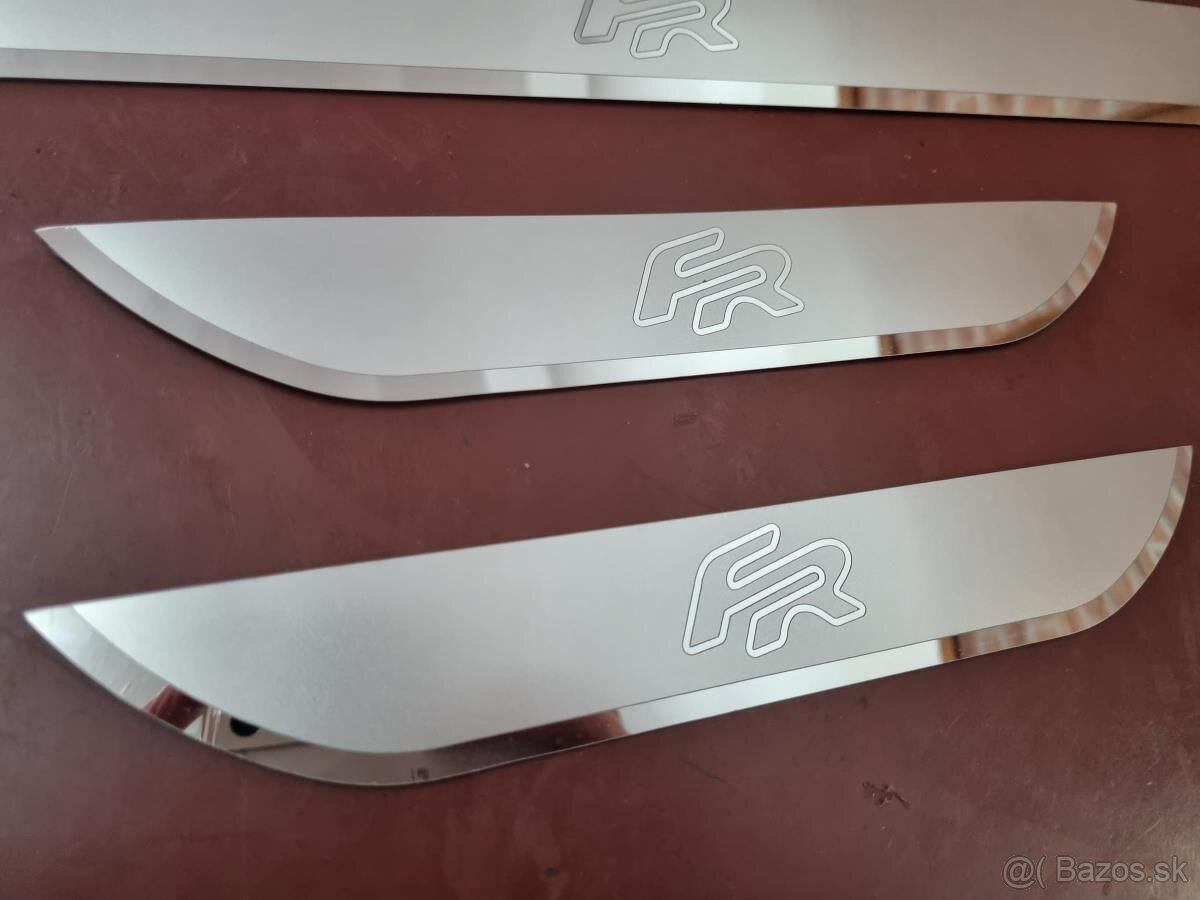 Prahove lišty prahov SEAT LEON / FR - 7