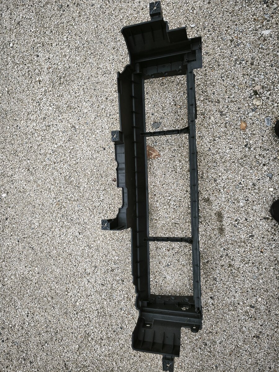 Kia Sportage 5 maska chladica Kia Sportage vzduchové vedenie - 7