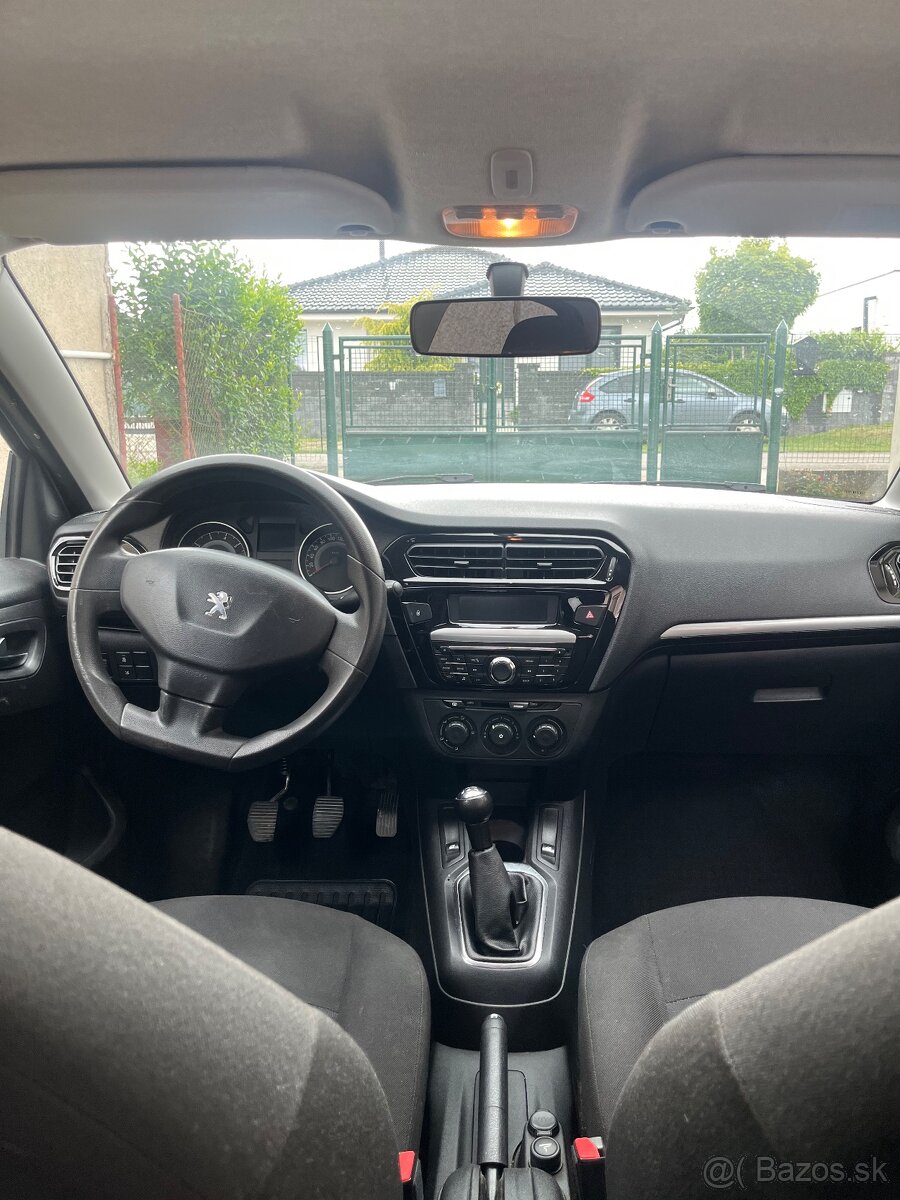 Peugeot 301 - 7