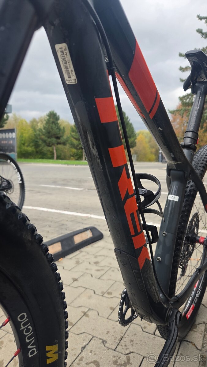 Trek procaliber 9.7 veľkosť 17.5 (M) , karbon - 7