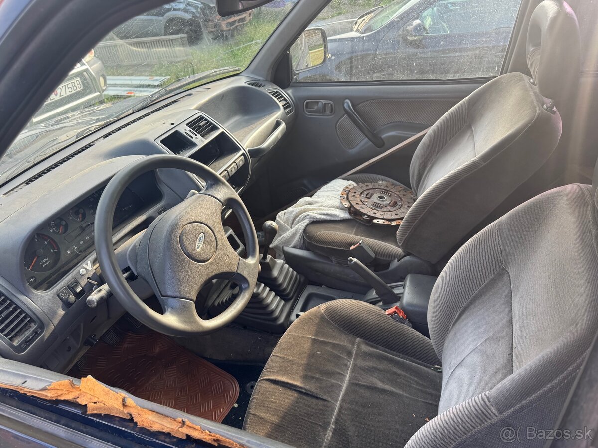 Nissan Terrano Ford Maverick 2.7td diely - 7