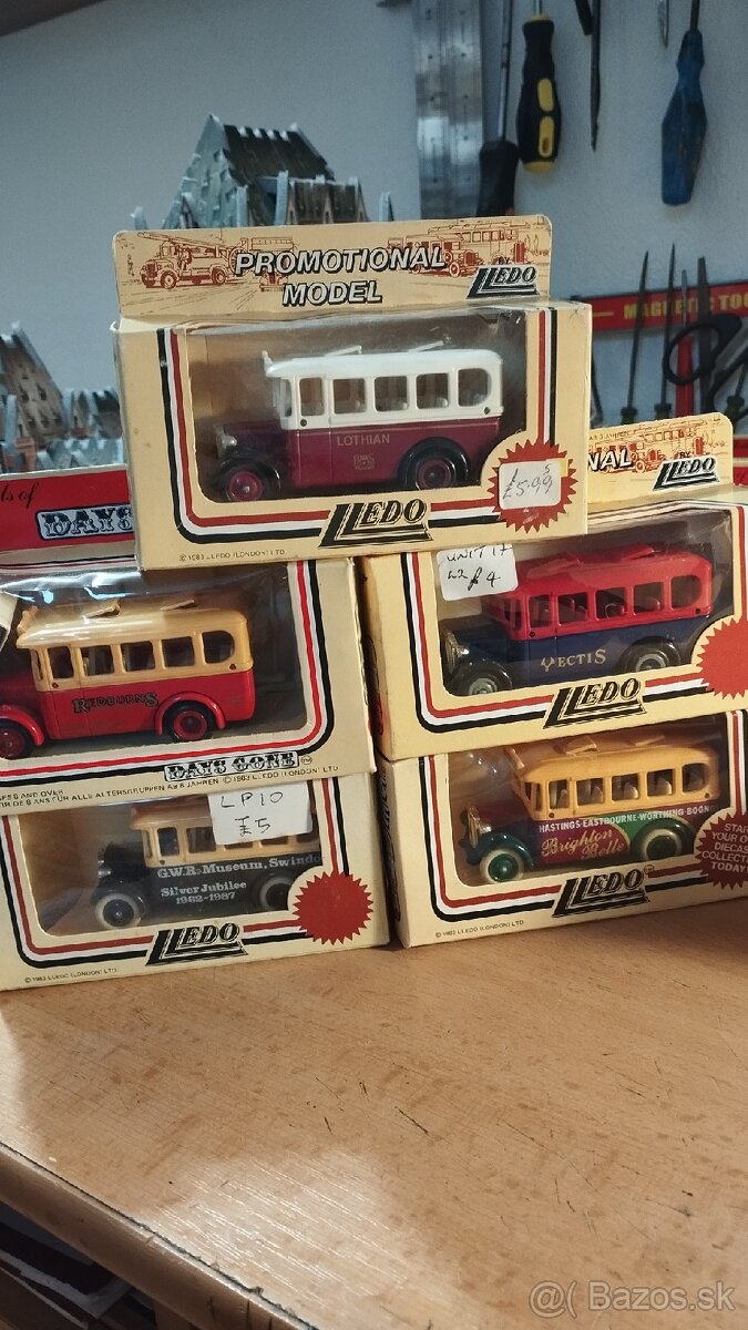 Kovové modely lledo autobusy - 7