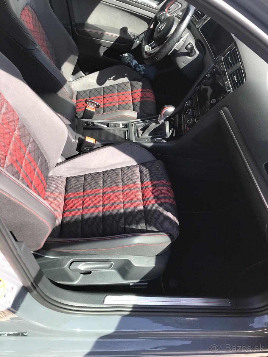 VW Golf GTI TCR - 7