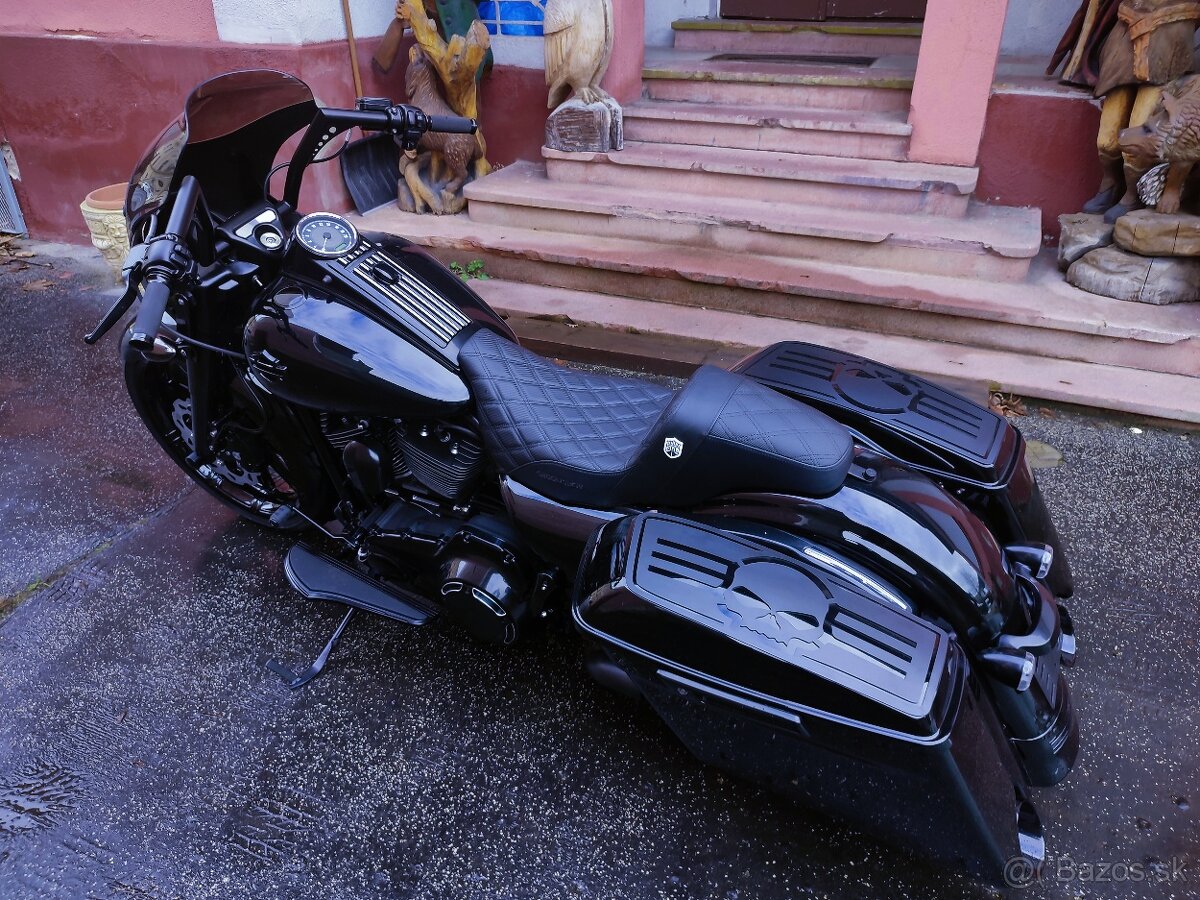 HARLEY DAVIDSON ROAD KING FLHR CUSTOM SPECIAL - 7