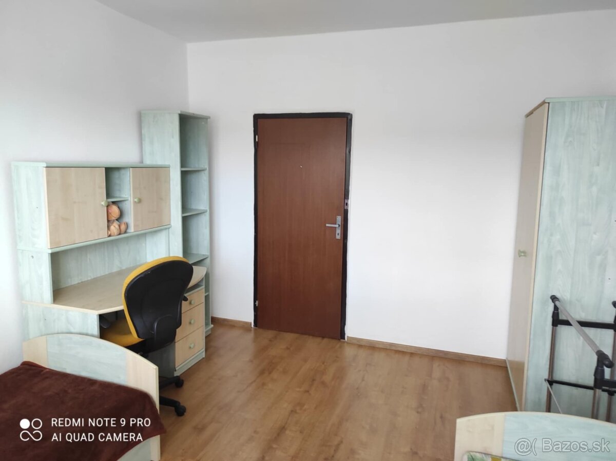 Prenájom 3-izbový byt Levoča - 7