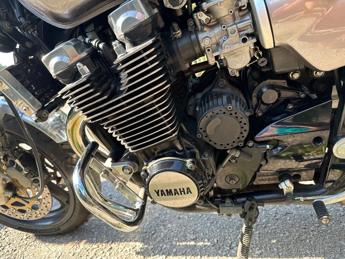 Yamaha XJR 1200 - 7