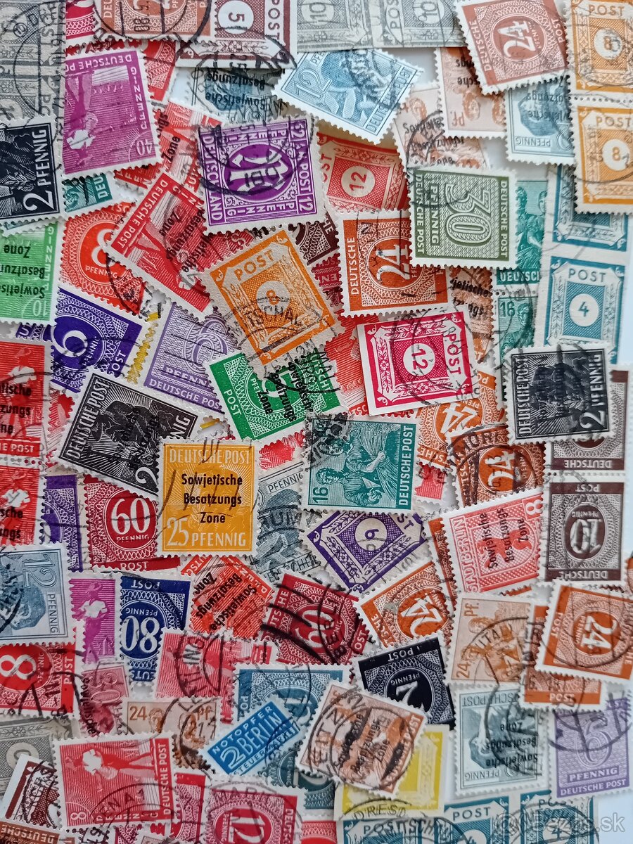 Známky album DDR - 7