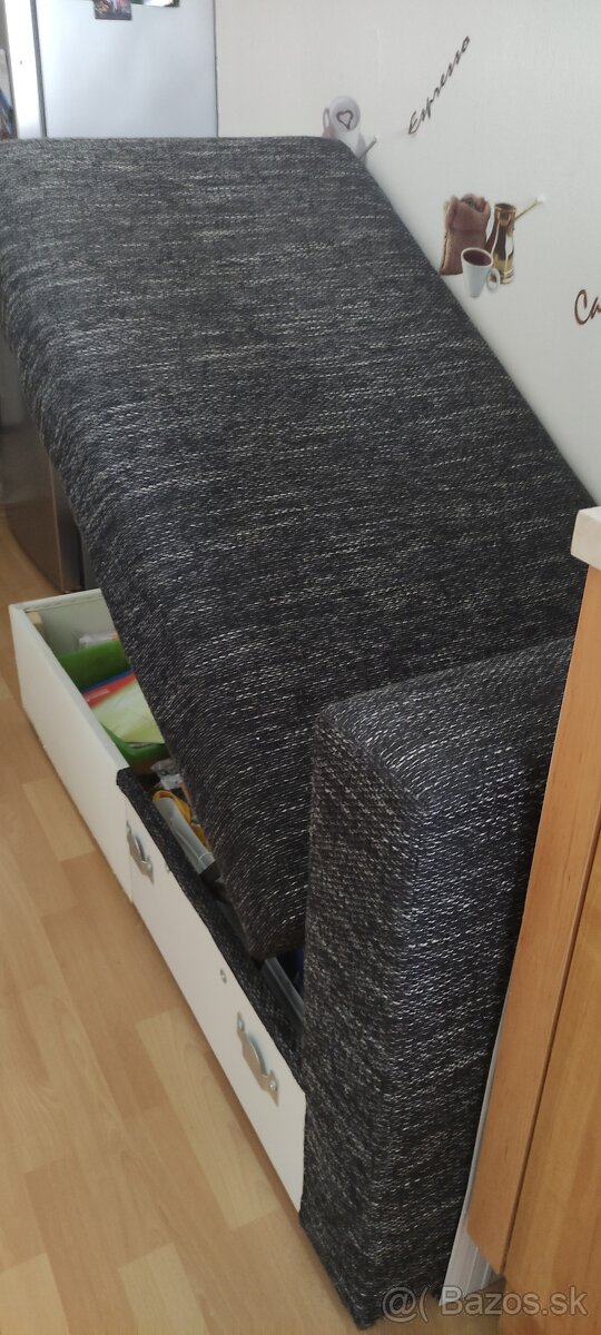 Rozťahovaci gauč - 7