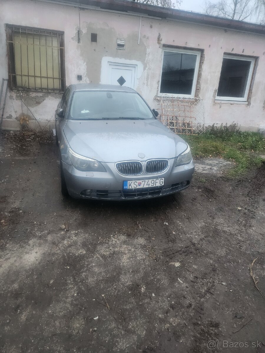 Predám BMW 525 .E60. 130 kW 2500 cm³ - 7