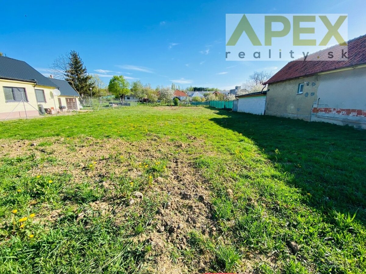 APEX reality stavebný pozemok na dvojdom v Orešanoch, 951 m2 - 7