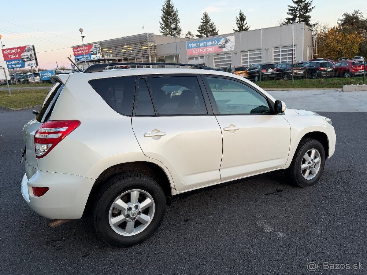 Toyota RAV4 2.2l D-4D 150 Terra - 7