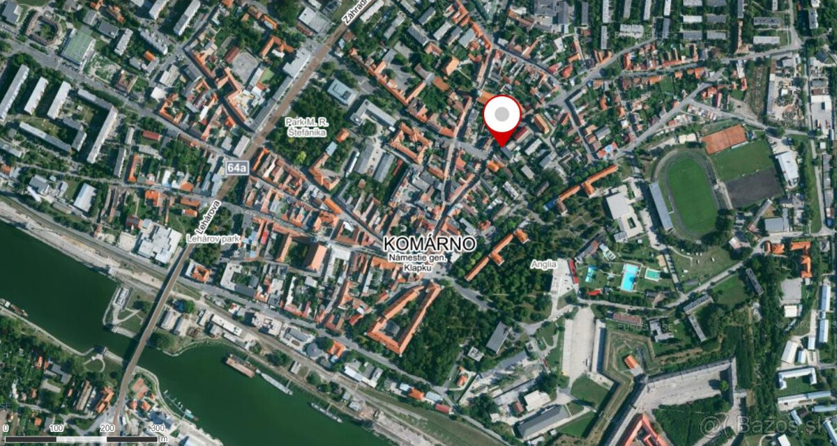 Na predaj: Veľkometrážny byt v centre Komárna - 7