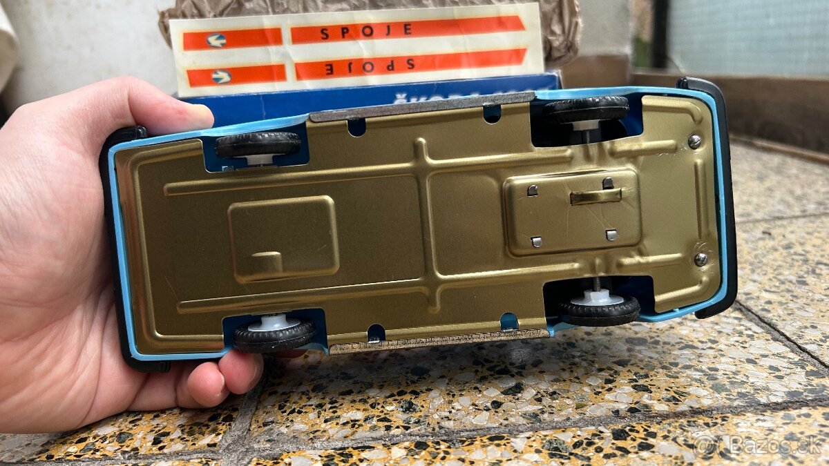 Škoda 1203 SPOJE KDN stará hračka - 7