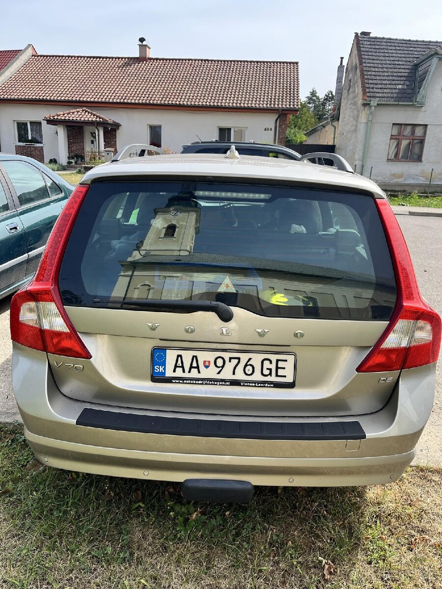 Predám Volvo V 70 D5 - 7