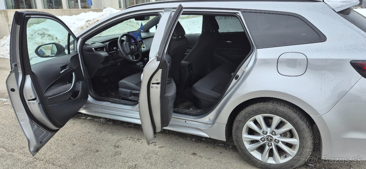 Toyota Corolla Combi 2024 - Automat - 7