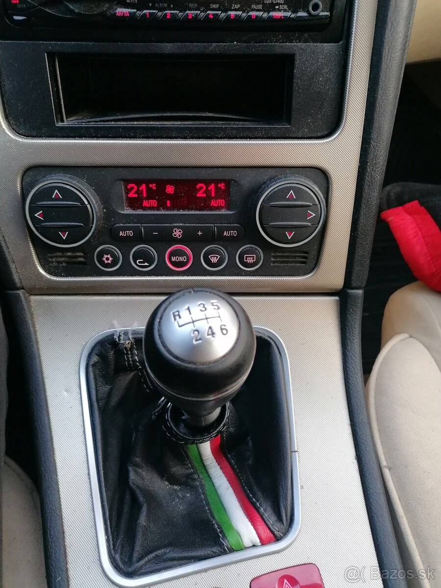 Alfa Romeo 159 2,2 JTS 16V Distinctive - 7