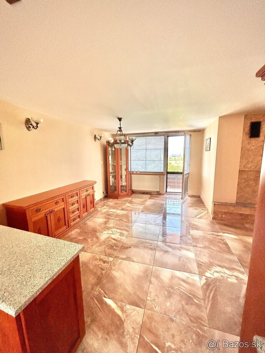 Kvalitný RD vyhľadávaná lokalita VT (vinice) - 7