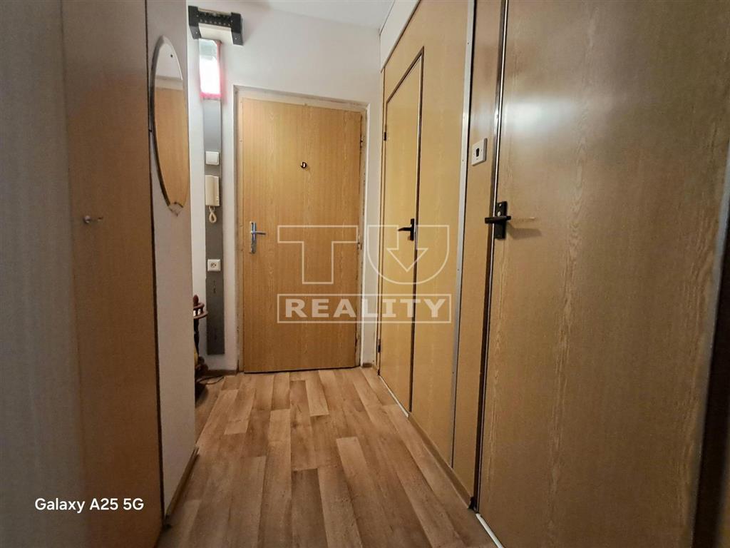 IBA U NÁS 2-IZBOVÝ BYT v obľúbenej lokalite PIEŠŤAN o... - 7