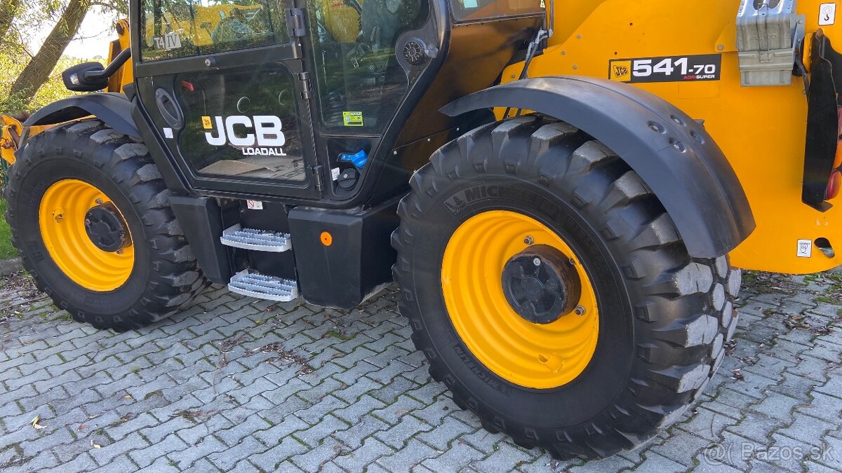 Teleskopický nakladač JCB 541-70 AGRI SUPER - 7