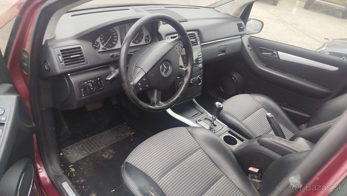 Mercedes W245 B200 CDI - 7