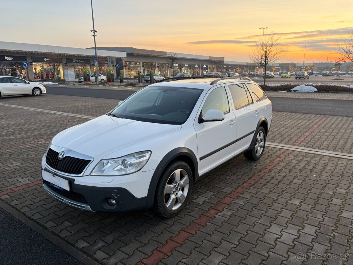 Škoda Octavia Scout 2.0 TDi 4x4 ČR NAVI - 7