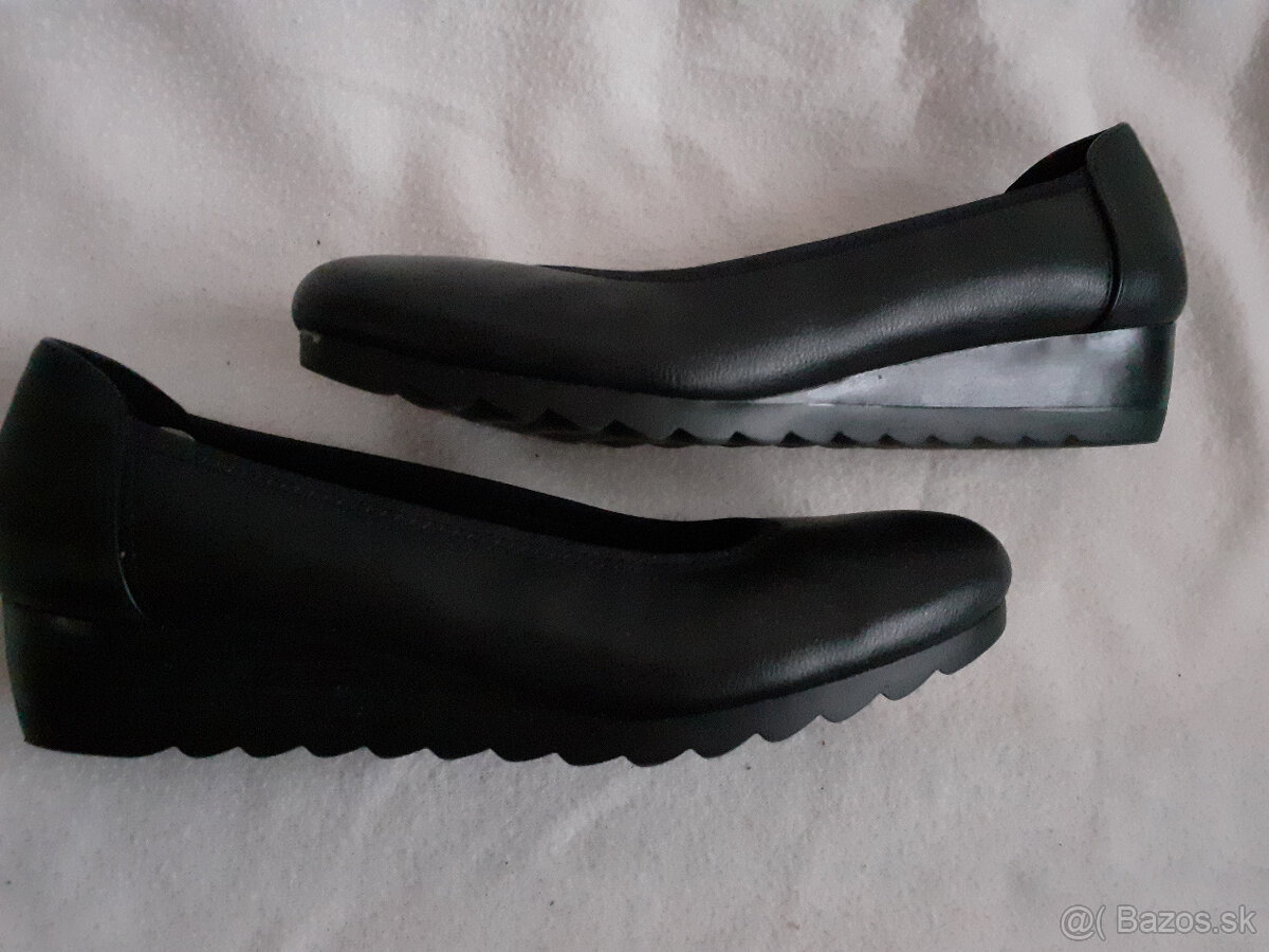 Dámske lodičky Deichmann Graceland č.40 - 7