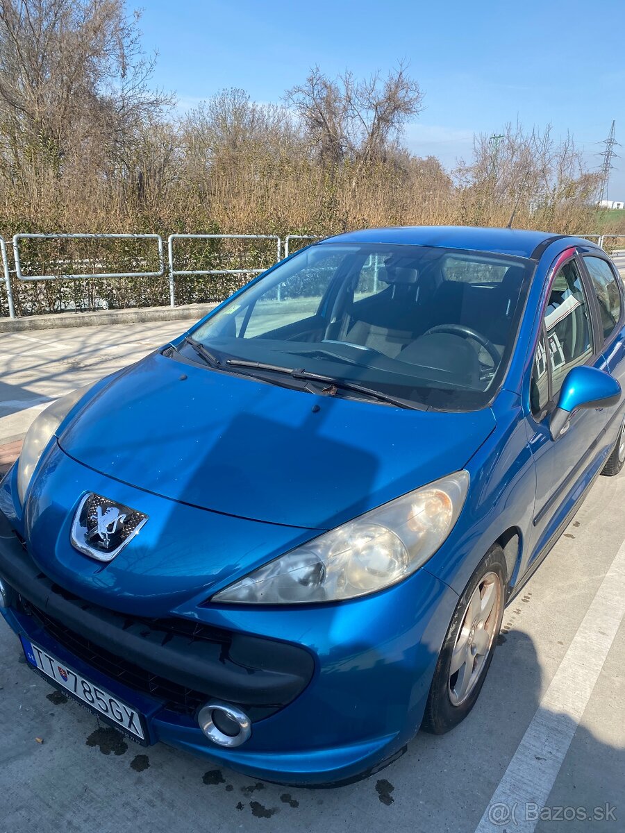 Peugeot 207 - 7