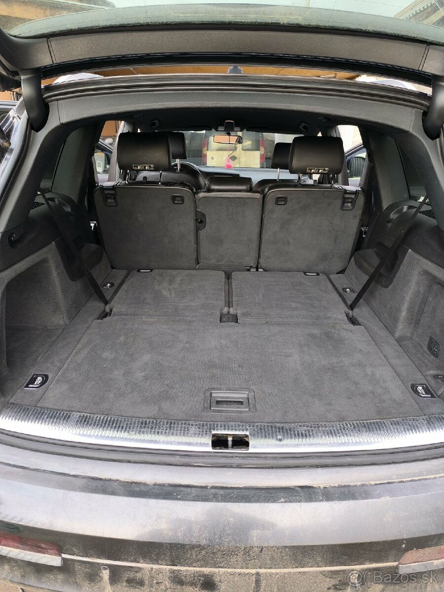 Audi Q7 - 7
