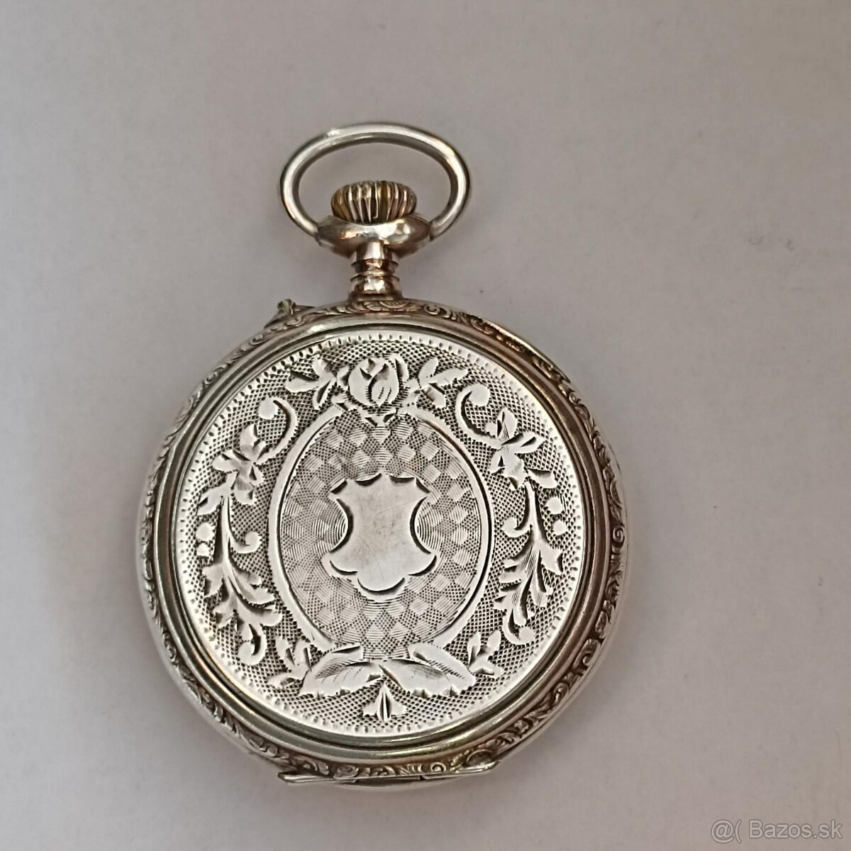 Pánské stříbrné zdobené kapesní tzv. štýrské hodinky. AG - 7